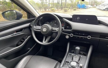 Mazda 3, 2021 год, 1 925 000 рублей, 17 фотография