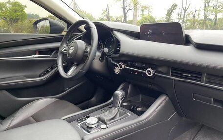 Mazda 3, 2021 год, 1 925 000 рублей, 22 фотография