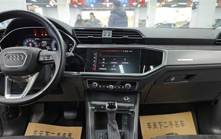 Audi Q3, 2021 год, 2 700 000 рублей, 17 фотография