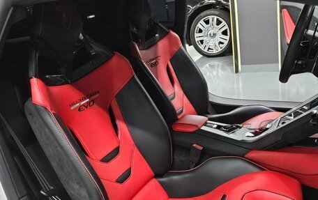 Lamborghini Huracán, 2020 год, 23 570 000 рублей, 19 фотография