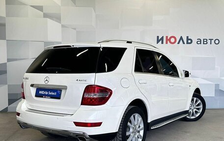 Mercedes-Benz M-Класс, 2011 год, 2 400 000 рублей, 7 фотография
