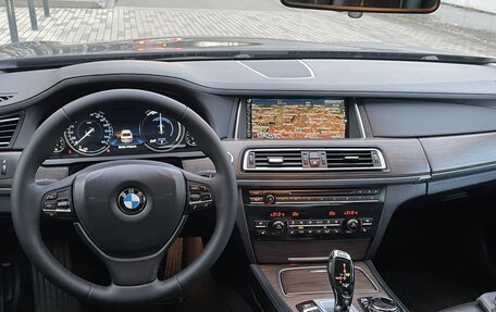 BMW 7 серия, 2014 год, 19 фотография