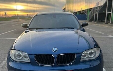 BMW 1 серия, 2004 год, 895 000 рублей, 2 фотография