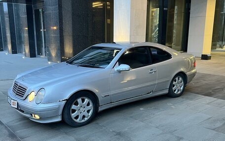 Mercedes-Benz CLK-Класс, 2000 год, 520 000 рублей, 2 фотография