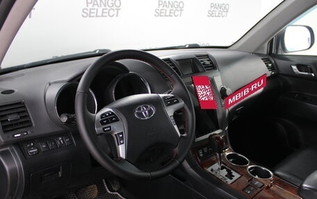 Toyota Highlander III, 2011 год, 1 962 000 рублей, 12 фотография