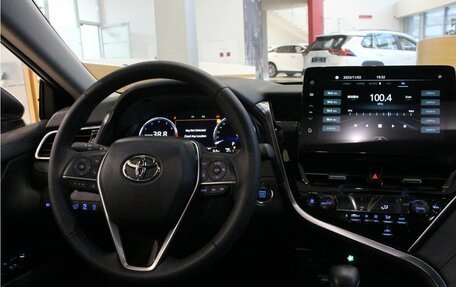 Toyota Camry, 2022 год, 4 000 000 рублей, 8 фотография