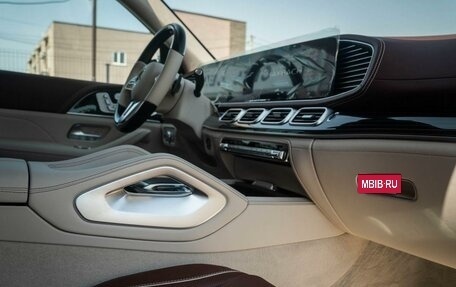 Mercedes-Benz Maybach GLS I, 2023 год, 30 000 000 рублей, 13 фотография