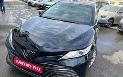 Toyota Camry, 2018 год, 3 349 000 рублей, 1 фотография