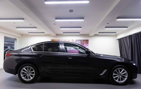 BMW 5 серия, 2023 год, 8 964 721 рублей, 4 фотография