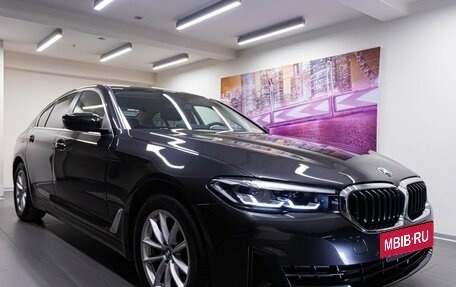 BMW 5 серия, 2023 год, 8 964 721 рублей, 3 фотография