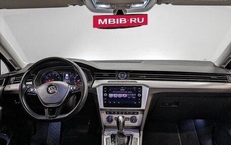 Volkswagen Passat B8 рестайлинг, 2018 год, 2 250 000 рублей, 24 фотография