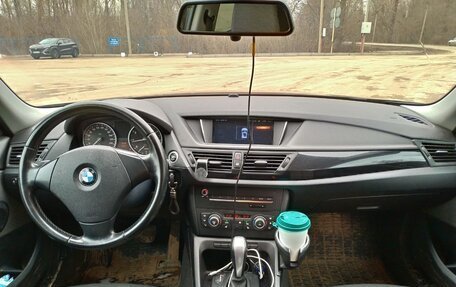 BMW X1, 2011 год, 900 000 рублей, 10 фотография