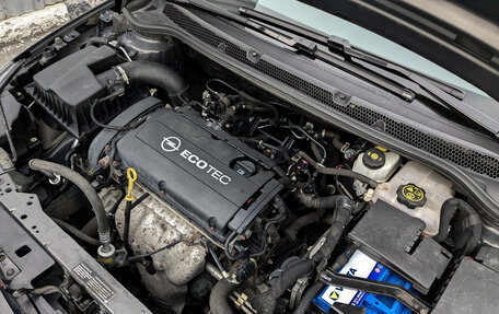 Opel Astra J, 2013 год, 1 580 000 рублей, 9 фотография