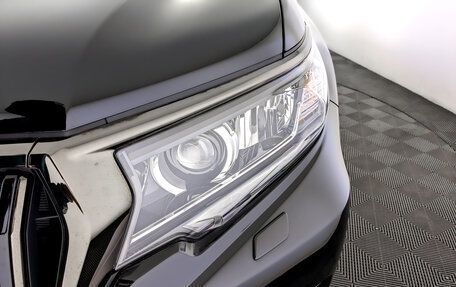 Toyota Land Cruiser Prado 150 рестайлинг 2, 2023 год, 8 000 000 рублей, 17 фотография