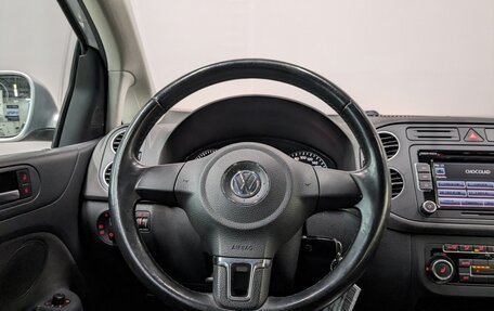 Volkswagen Golf Plus II, 2012 год, 1 090 000 рублей, 21 фотография