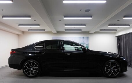 BMW 5 серия, 2023 год, 9 311 921 рублей, 4 фотография