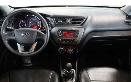 KIA Rio III рестайлинг, 2013 год, 1 079 000 рублей, 9 фотография