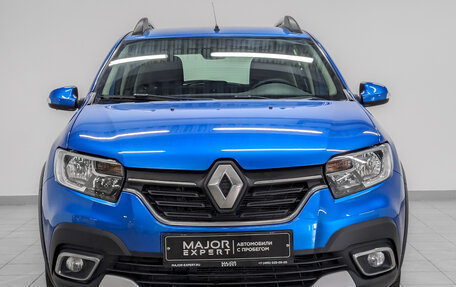 Renault Sandero II рестайлинг, 2019 год, 1 550 000 рублей, 2 фотография