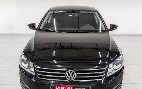 Volkswagen Passat B7, 2014 год, 1 530 000 рублей, 2 фотография