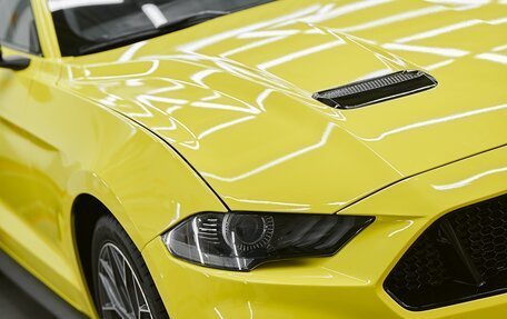Ford Mustang VI рестайлинг, 2018 год, 3 700 000 рублей, 5 фотография