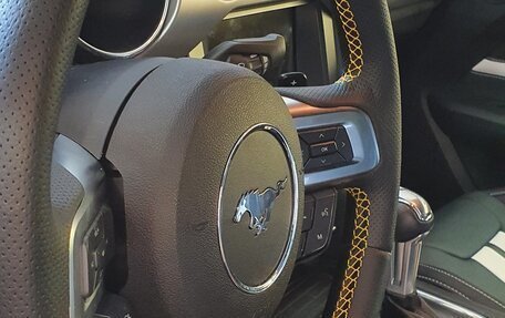 Ford Mustang VI рестайлинг, 2018 год, 3 700 000 рублей, 17 фотография