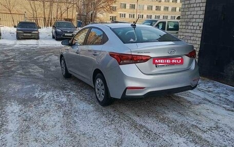 Hyundai Solaris II рестайлинг, 2018 год, 1 560 000 рублей, 3 фотография