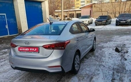 Hyundai Solaris II рестайлинг, 2018 год, 1 560 000 рублей, 4 фотография