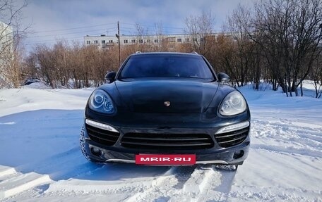 Porsche Cayenne III, 2010 год, 2 990 000 рублей, 2 фотография