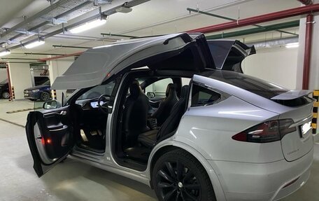 Tesla Model X I, 2017 год, 4 800 000 рублей, 3 фотография