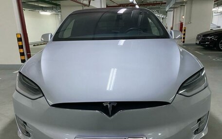 Tesla Model X I, 2017 год, 4 800 000 рублей, 6 фотография