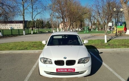 BMW 1 серия, 2010 год, 927 000 рублей, 1 фотография