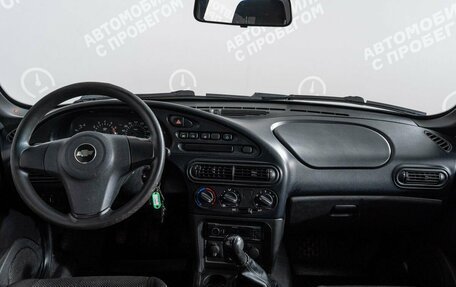 Chevrolet Niva I рестайлинг, 2015 год, 738 000 рублей, 16 фотография