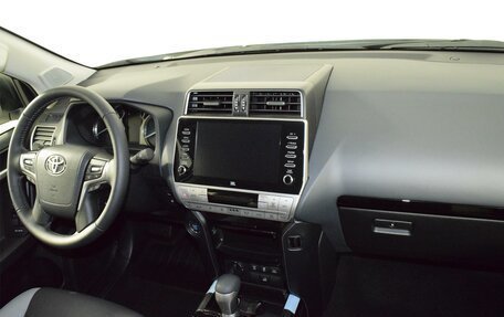 Toyota Land Cruiser Prado 150 рестайлинг 2, 2023 год, 10 782 000 рублей, 11 фотография