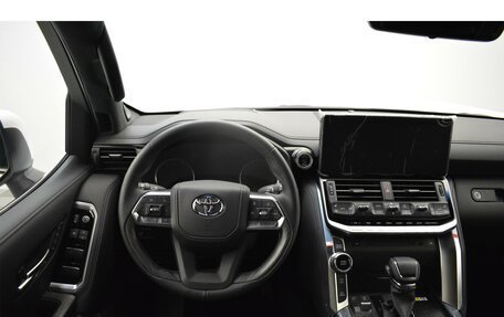 Toyota Land Cruiser, 2023 год, 18 743 000 рублей, 17 фотография
