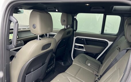 Land Rover Defender II, 2021 год, 9 500 000 рублей, 16 фотография