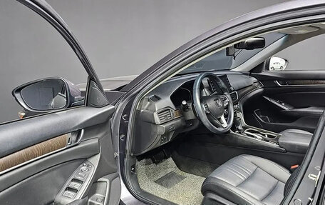 Honda Accord IX рестайлинг, 2019 год, 1 970 000 рублей, 10 фотография