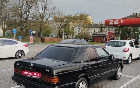 Mercedes-Benz 190 (W201), 1993 год, 140 000 рублей, 2 фотография