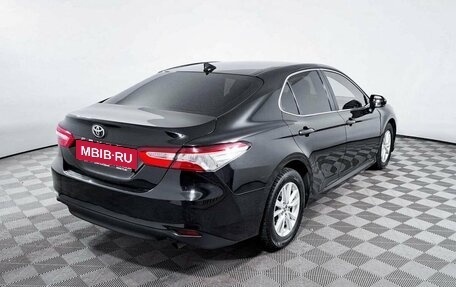 Toyota Camry, 2018 год, 2 492 000 рублей, 5 фотография
