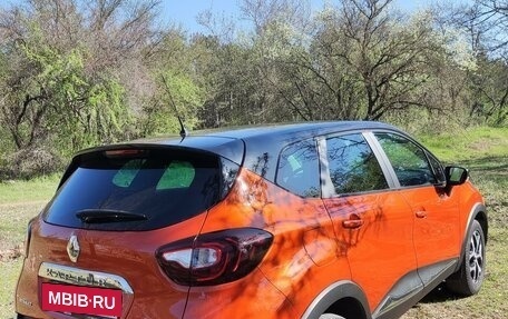 Renault Kaptur I рестайлинг, 2018 год, 1 890 000 рублей, 2 фотография