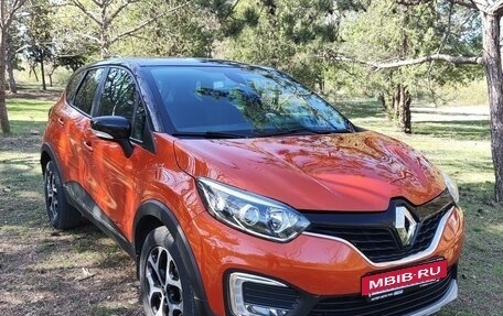 Renault Kaptur I рестайлинг, 2018 год, 1 890 000 рублей, 4 фотография