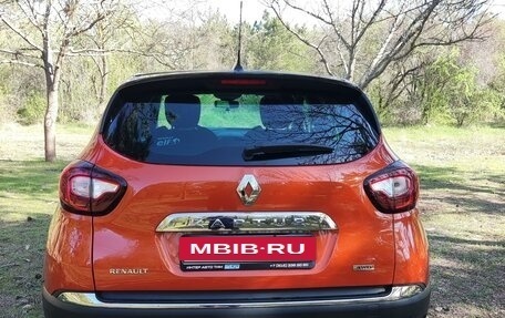 Renault Kaptur I рестайлинг, 2018 год, 1 890 000 рублей, 8 фотография