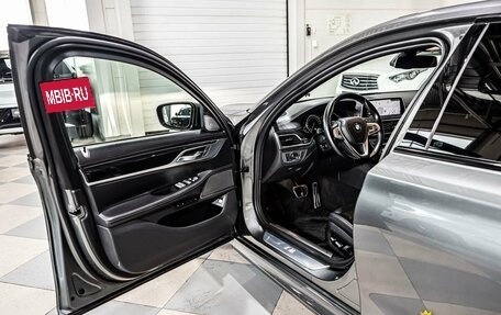 BMW 7 серия, 2019 год, 6 299 000 рублей, 9 фотография
