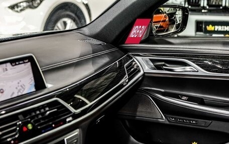 BMW 7 серия, 2019 год, 6 299 000 рублей, 19 фотография