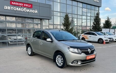 Renault Logan II, 2014 год, 700 000 рублей, 3 фотография