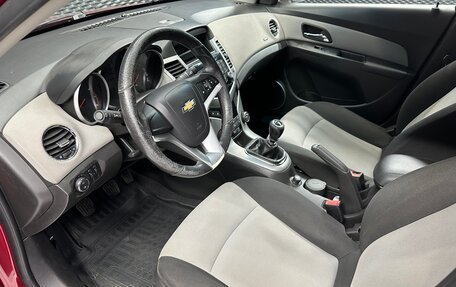 Chevrolet Cruze II, 2011 год, 795 000 рублей, 10 фотография