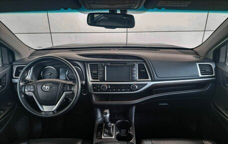 Toyota Highlander III, 2014 год, 3 510 000 рублей, 14 фотография