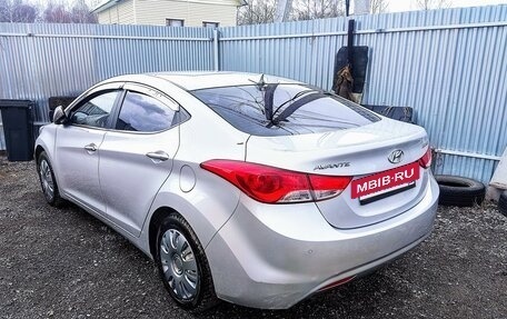 Hyundai Avante, 2011 год, 1 370 000 рублей, 3 фотография