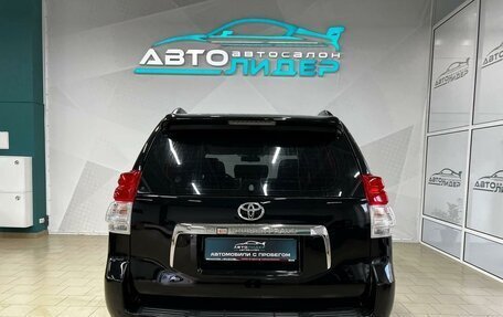 Toyota Land Cruiser Prado 150 рестайлинг 2, 2013 год, 3 599 000 рублей, 3 фотография