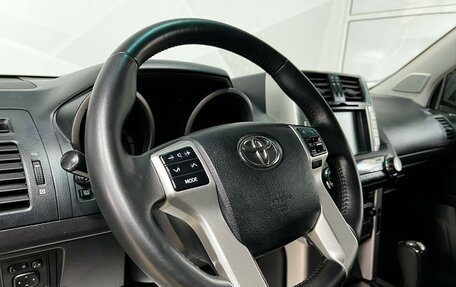 Toyota Land Cruiser Prado 150 рестайлинг 2, 2013 год, 3 599 000 рублей, 22 фотография