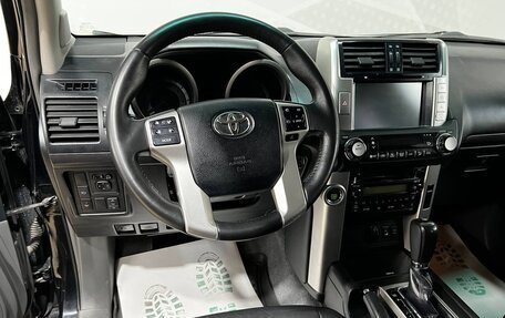 Toyota Land Cruiser Prado 150 рестайлинг 2, 2013 год, 3 599 000 рублей, 23 фотография